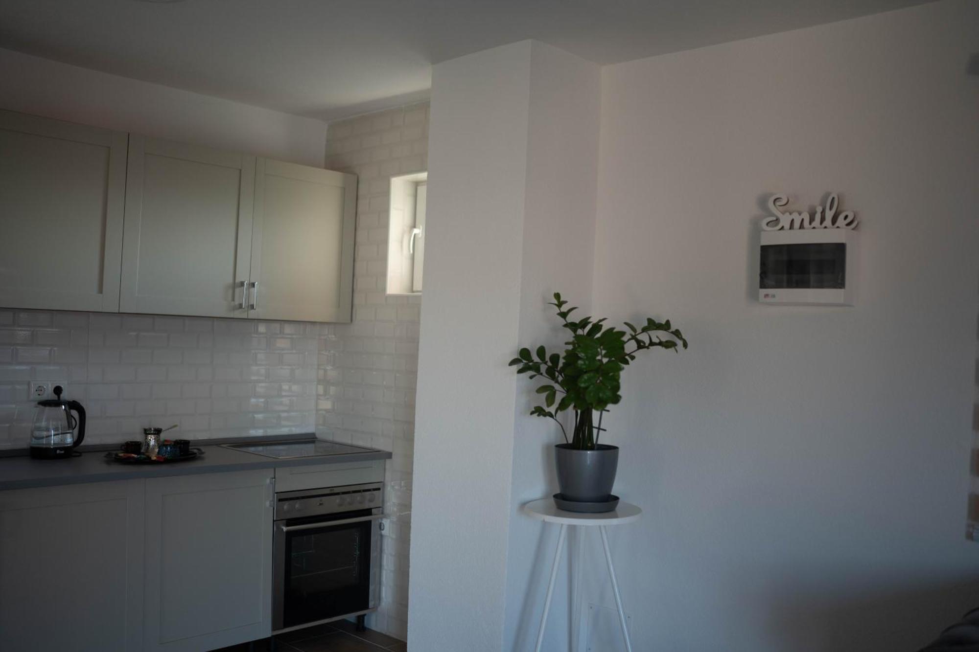 Apartmani Elegance Тузла Экстерьер фото